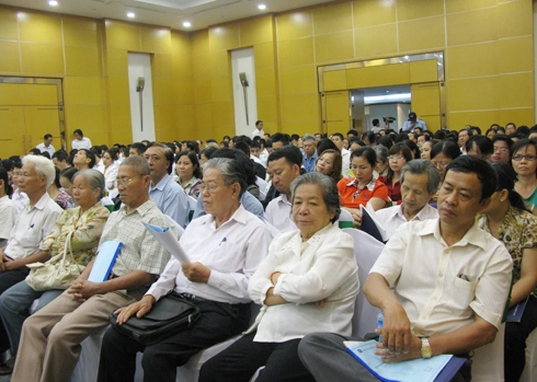 dai-hoi-4-1349820646_480x0.jpg