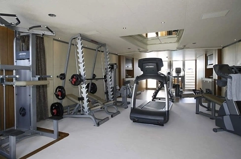 Phòng gym tiện nghi và rộng rãi. an3-745030-1370887975_500x0.jpg
