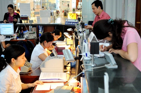 Tín dụng toàn hệ thống vẫn tăng trưởng âm trong 2 tháng đầu năm. Ảnh: Hoàng Hà.