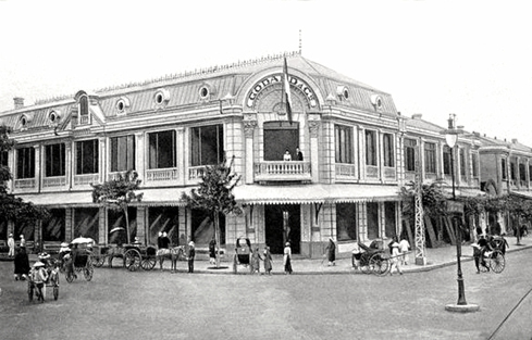 Toàn cảnh