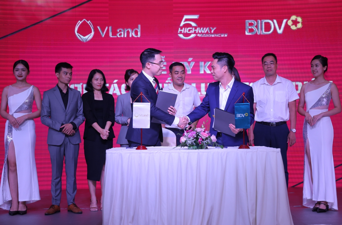 1.000 chuyên viên dự lễ ra quân dự án Highway5 Residences