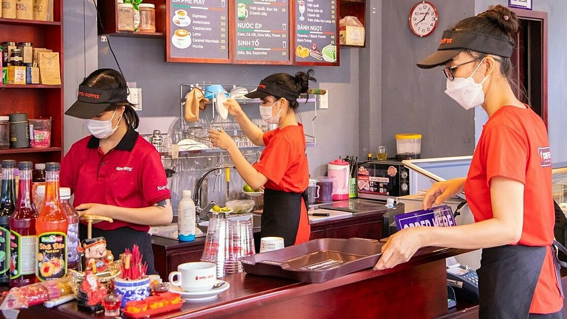 LƯƠNG PHỤC VỤ QUÁN CAFE TẠI THÀNH PHỐ HỒ CHÍ MINH THEO GIỜ