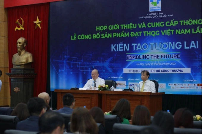 Buổi họp báo giới thiệu và cung cấp thông tin về lễ công bố sản phẩm đạt Thương hiệu quốc gia Việt Nam lần thứ 8 năm 2022.
