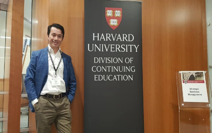 Anh Tony Dzung tham gia khóa học chuyên sâu về quản trị và lãnh đạo Harvard.