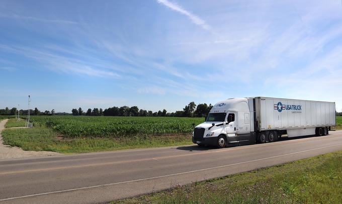 Xe tải vận chuyển hàng hóa của USA Truck tại khu vực Bắc Mỹ. Ảnh: USA Truck