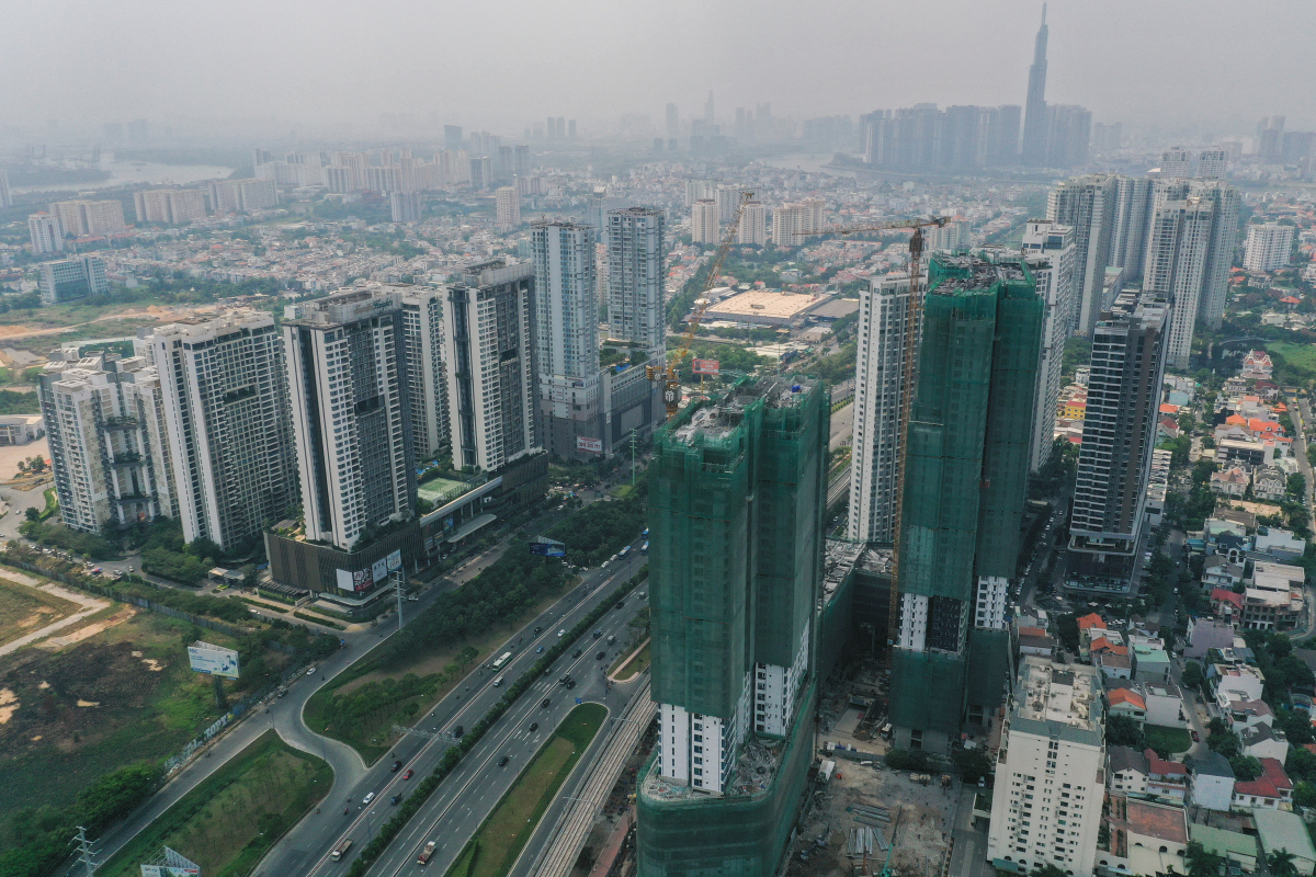 Nhiều doanh nghiệp địa ốc đóng cửa tạm thời