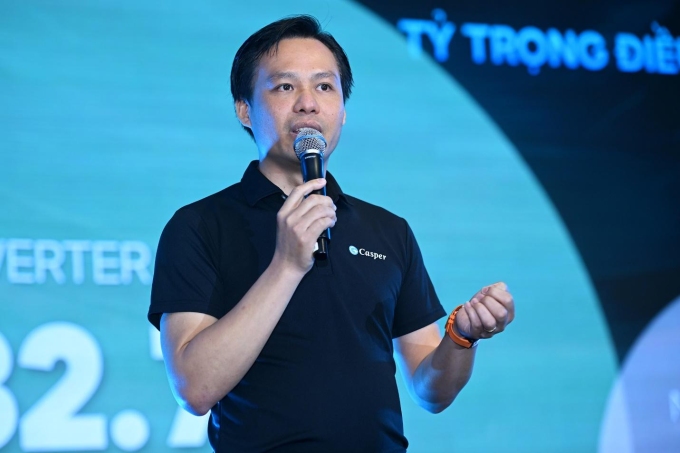 Ông Nguyễn Trương Thành - Phó tổng giám đốc Casper Việt Nam chia sẻ tại Ngày thợ Casper. Ảnh: Giang Huy