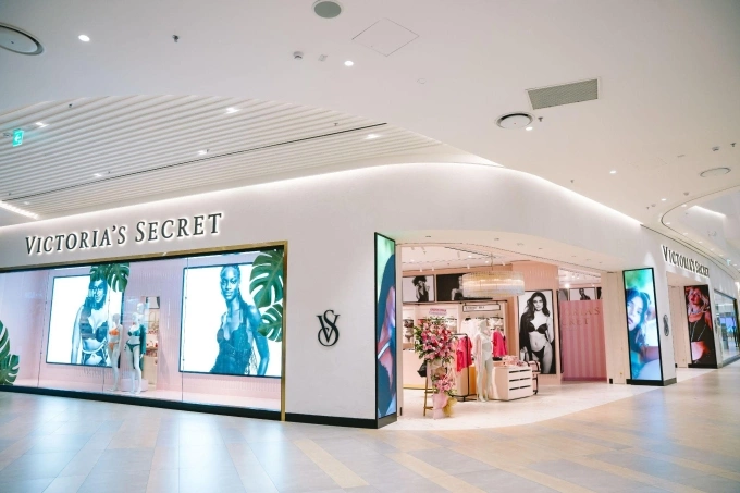 Cửa hàng Victorias Secret tại trung tâm thương mại Lotte Mall Tây Hồ, Hà Nội. Ảnh: Victorias Secret