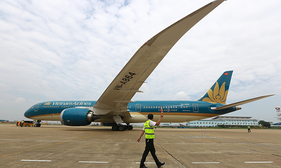 Vietnam Airlines đạt doanh thu, lợi nhuận kỷ lục - Báo VnExpress Kinh doanh