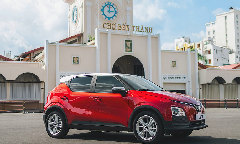 VinFast kiến nghị miễn phí trước bạ ôtô điện thêm 3 năm - Báo VnExpress Kinh doanh