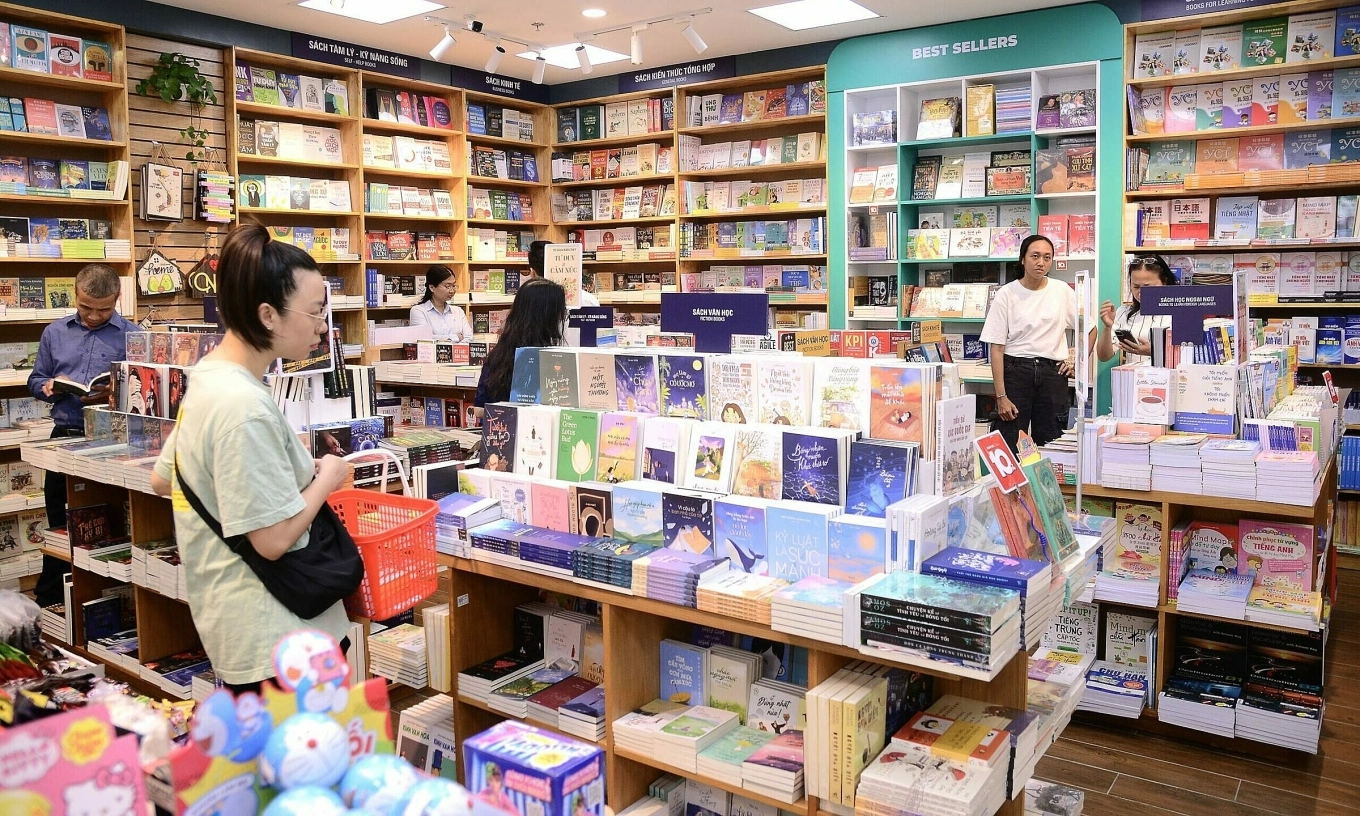 Nhà sách Fahasa lãi kỷ lục - Báo VnExpress Kinh doanh