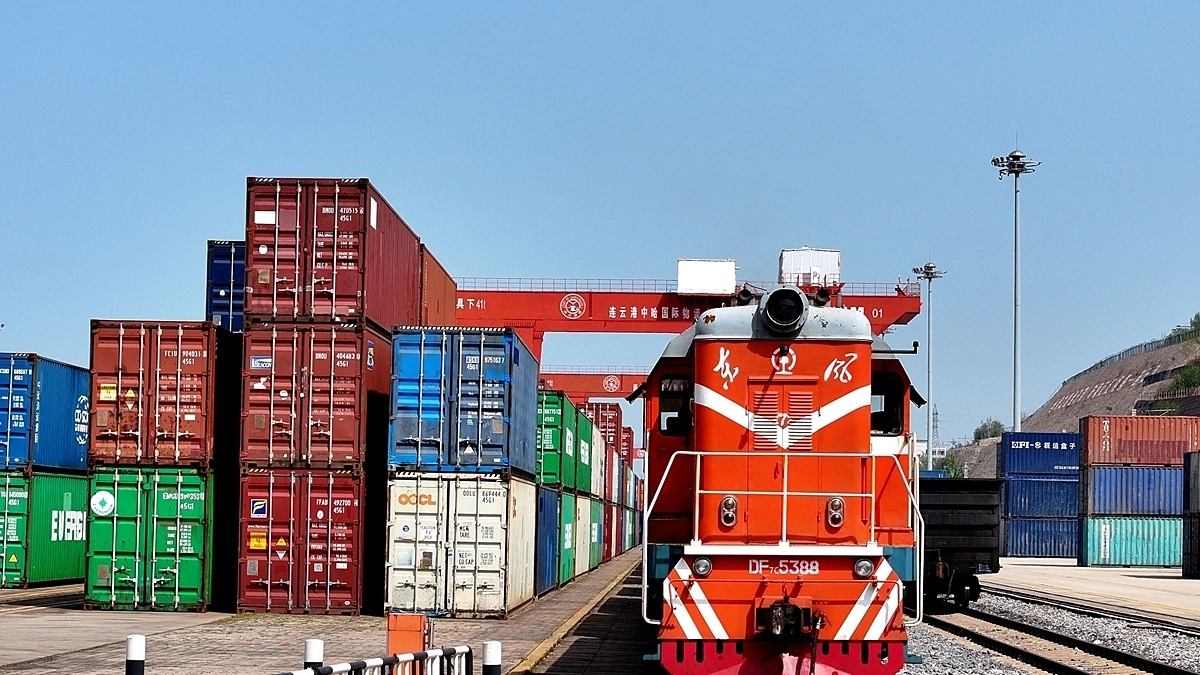 3. Vai trò của tàu chở container đường sắt trong vận tải quốc tế