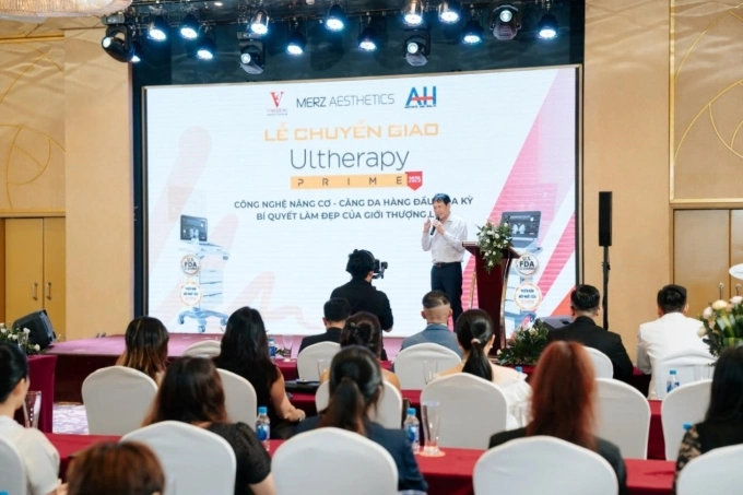 Thạc sĩ, bác sĩ CKII Nguyễn Thanh Hùng chia sẻ tại sự kiện. Ảnh:
