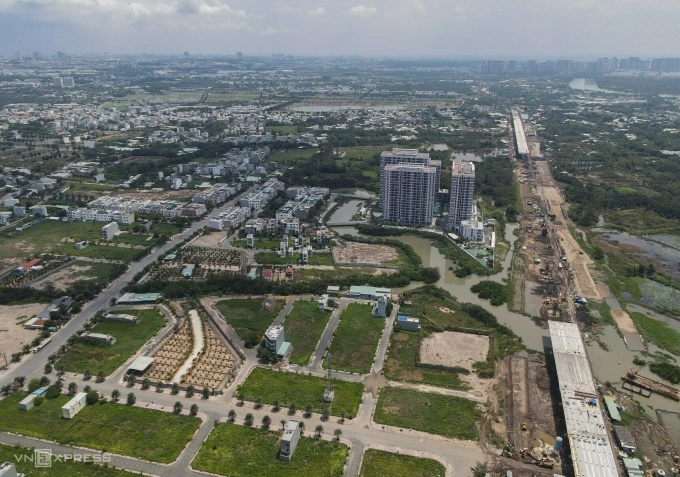 Bất động sản khu đông TP HCM, tháng 5/2025. Ảnh: Quỳnh Trần