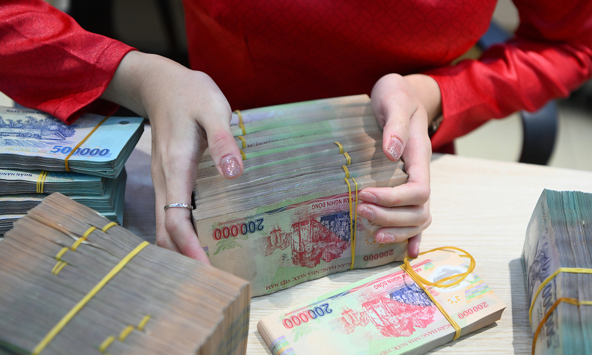 Đề xuất tăng phụ cấp cho bộ trưởng, bí thư tỉnh ủy lên 2,7 triệu đồng