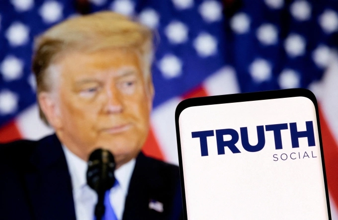 Tổng thống Mỹ Donald Trump nắm cổ phần lớn trong Trump Media. Ảnh: Reuters