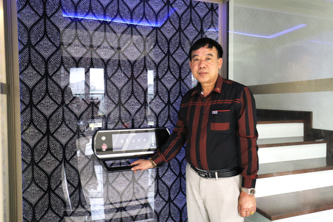 Khách hàng tại Ninh Bình lắp thang máy Cibes Lift Group. Ảnh: Cibes Lift Việt Nam