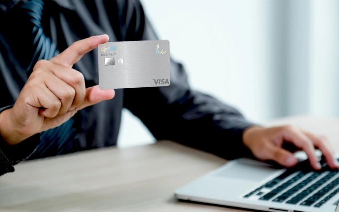 Ngân hàng kỳ vọng thẻ MB Hi BIZ sẽ giúp doanh nghiệp giải bài toán khấu trừ thuế. Ảnh: MB