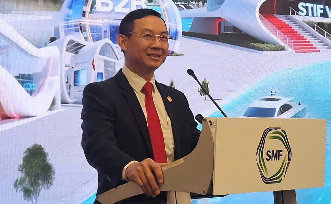 Đại sứ Việt Nam tại Singapore Trần Phước Anh phát biểu tại lễ ra mắt sàn thương mại điện tử Vietnamsgp.arobid.com. Ảnh: Ngọc Thùy