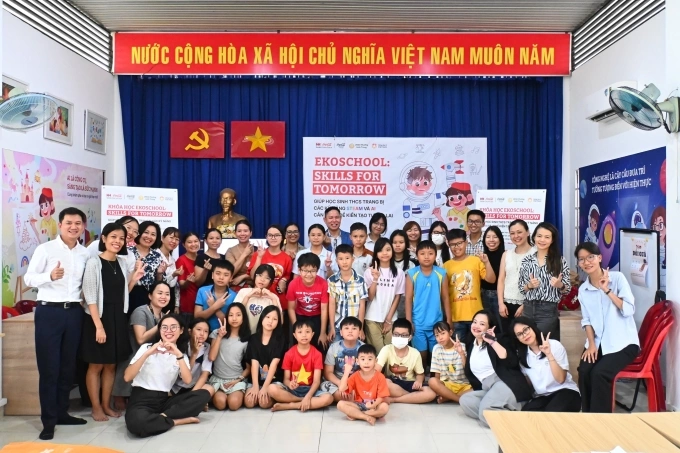 Bà Milly Cheng, Tổng giám đốc Công ty TNHH Nước giải khát Coca-Cola Việt Nam, chia sẻ về định hướng bền vững với nhà máy mới của Coca-Cola tại Việt Nam tại lễ khánh thành nhà máy, ngày 11/7. Ảnh: Coca-Cola Việt Nam