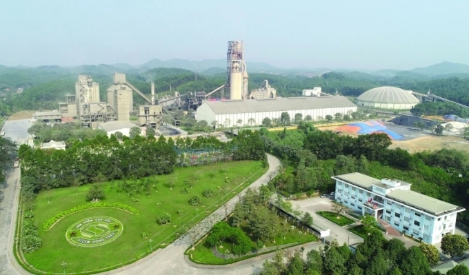 Nhà máy xi măng Sông Thao. Ảnh: Vicem