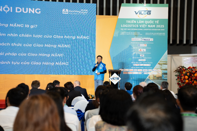 Đại diện doanh nghiệp phát biểu tại sự kiện Vilog. Ảnh: GHN