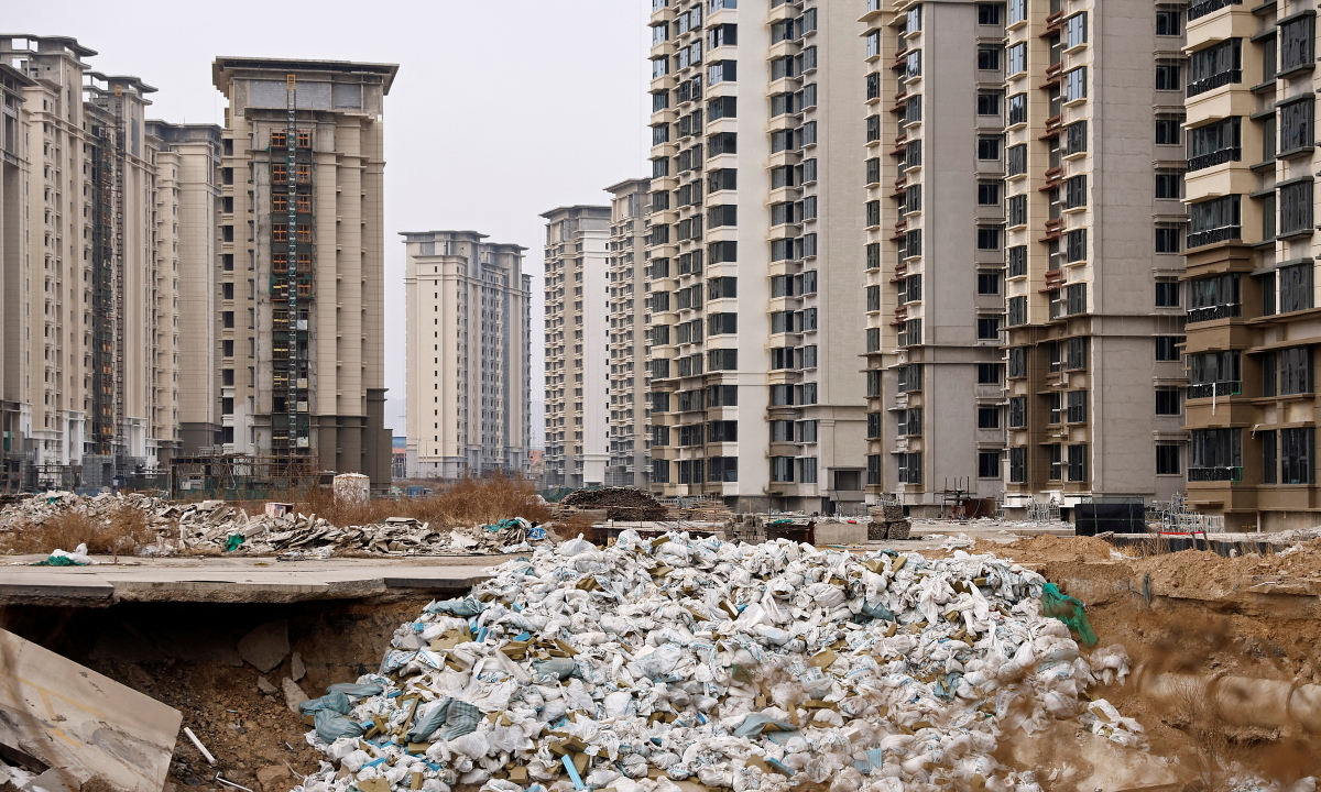 'Quả bom nợ' Evergrande sắp bị hủy niêm yết cổ phiếu