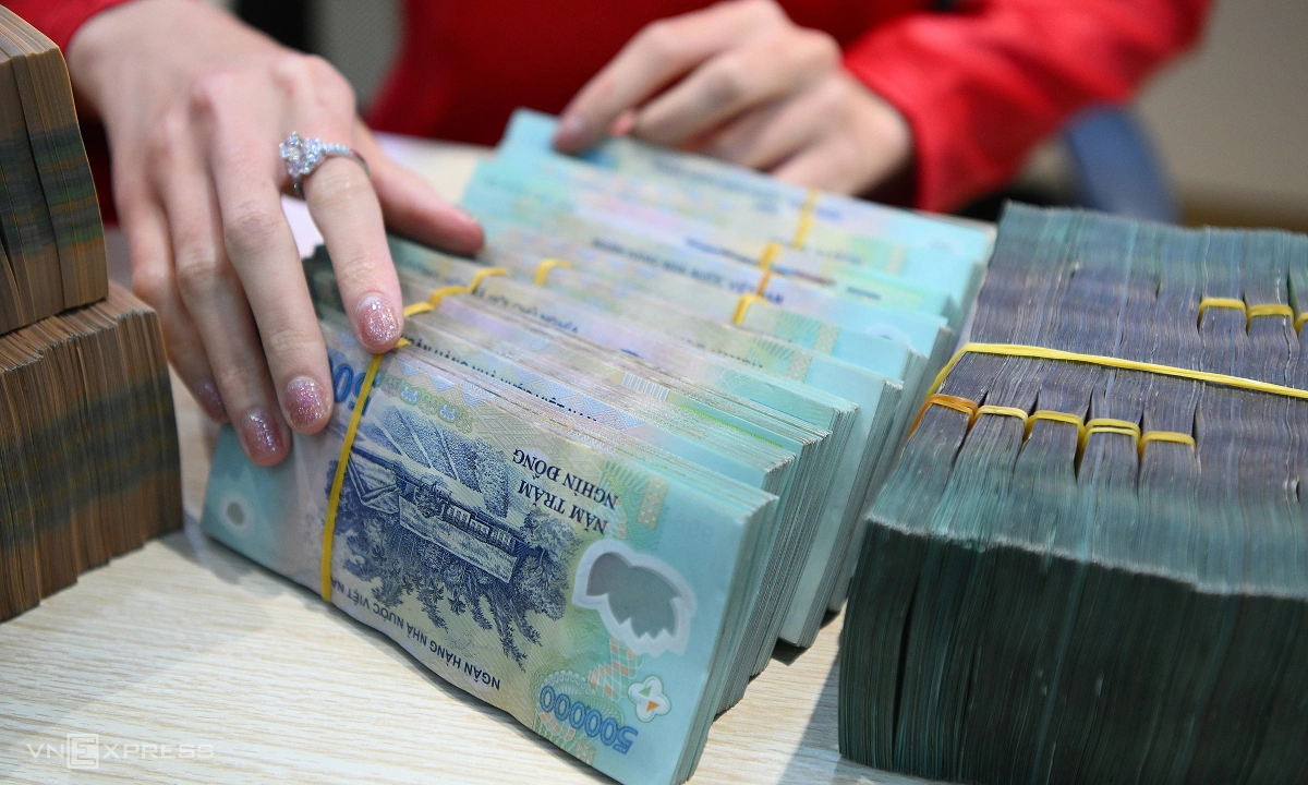 Ngân hàng nhận chuyển giao bắt buộc được giảm 50% dự trữ bắt buộc