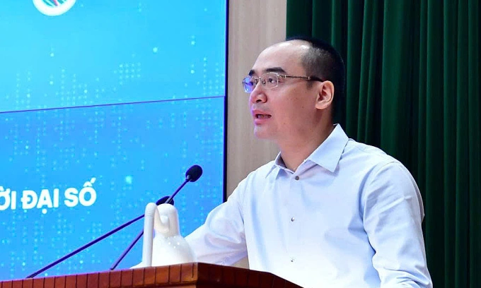 Phó tổng Kiểm toán Nhà nước Bùi Quốc Dũng phát biểu tại hội thảo, ngày 21/8. Ảnh: KTNN