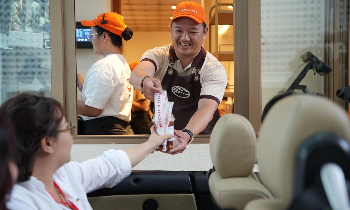 Chuỗi cà phê lớn nhất Việt Nam lãi hơn 3 tỷ đồng mỗi ngày