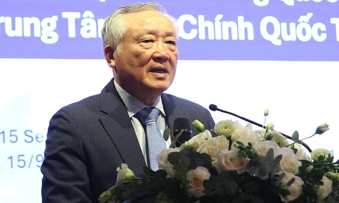 Phó thủ tướng Thường trực Nguyễn Hòa Bình phát biểu tại hội nghị ngày 15/9. Ảnh: VGP