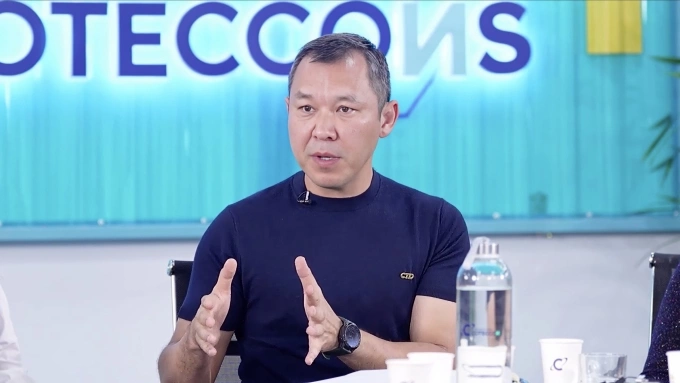 Ông Bolat Duisenov - Chủ tịch Hội đồng quản trị Coteccons - trong buổi đối thoại sáng 20/9. Ảnh chụp màn hình