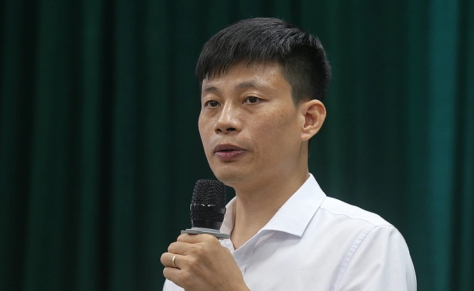Tiến sĩ Lương Anh Dũng chia sẻ tại toạ đàm. Ảnh: Gia Chính