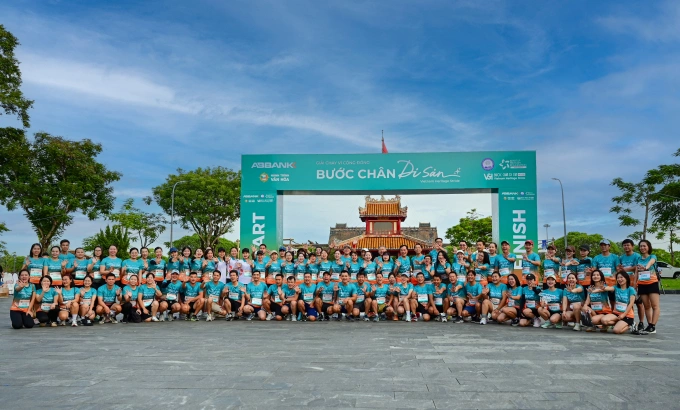 Giải chạy offline tại TP Huế thu hút đông đảo runner tham đự. Ảnh: ABBank