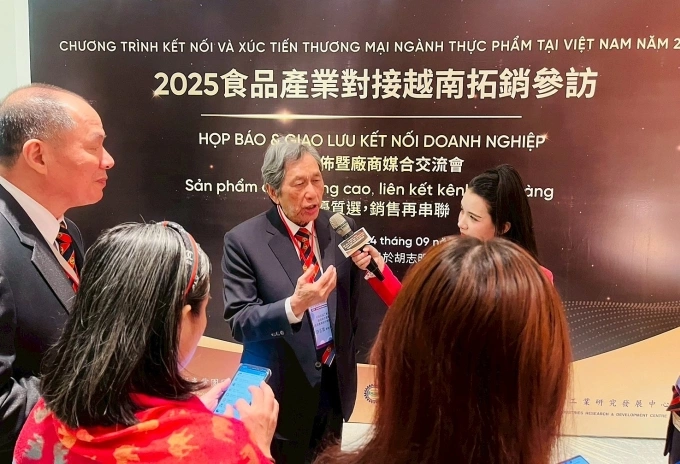 Ông Hứa Chính Vân - Tổng hội Liên hiệp các Doanh nghiệp Khu Công nghiệp Đài Loan chia sẻ thông tin tại sự kiện. Ảnh: Hiệp hội Doanh nghiệp Đài Loan