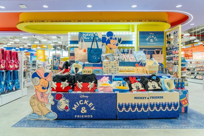 Bộ sưu tập Disney độc quyền được giới thiệu tại cửa hàng Hải Phòng. Ảnh: Oh!some