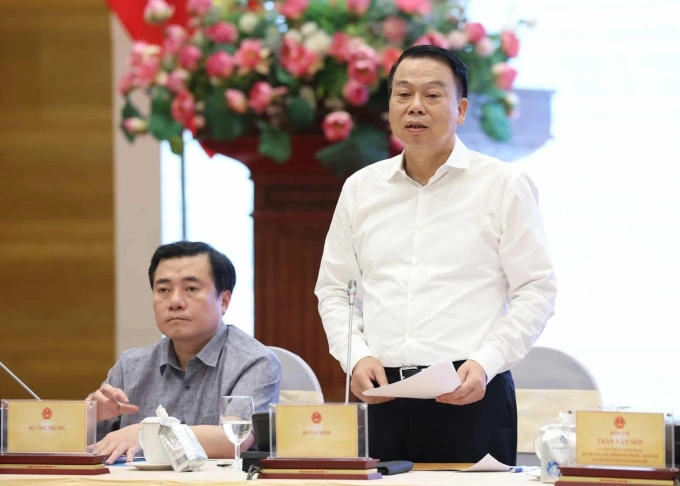 Thứ trưởng Tài chính Nguyễn Đức Chi phát biểu tại họp báo Chính phủ, ngày 5/10. Ảnh: VGP