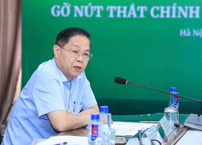 Ông Trần Hoài Trang, Phó cục trưởng Cục Điện lực (Bộ Công Thương), phát biểu tại tọa đàm, ngày 8/10. Ảnh: Báo Xây dựng