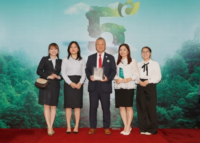 Acecook Việt Nam được vinh danh Top 50 doanh nghiệp phát triển bền vững tiêu biểu 2025. Ảnh: Acecook Việt Nam