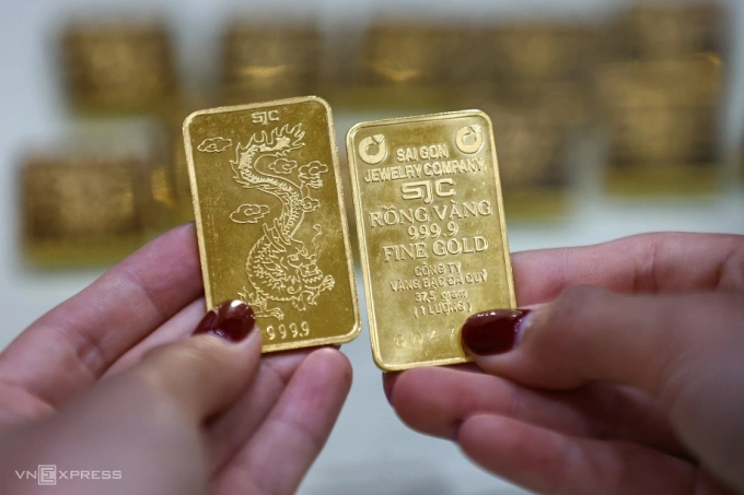 Vàng miếng tại trụ sở SJC ở phường Bàn Cơ, TP HCM, tháng 3/2025. Ảnh: Quỳnh Trần