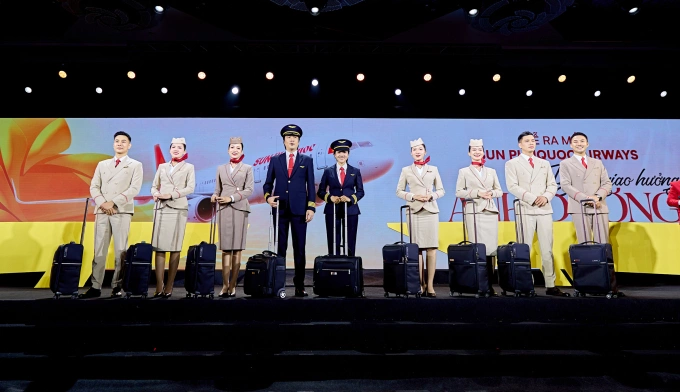 Đồng phục phi hàng đoàn của Sun PhuQuoc Airways. Ảnh: Sun Group