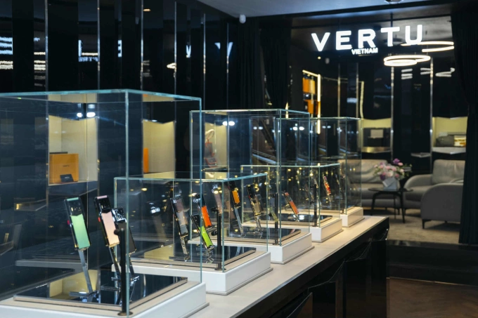 Không gian trưng bày đại lý Vertu chính hãng tại Việt Nam. Ảnh: Vertu