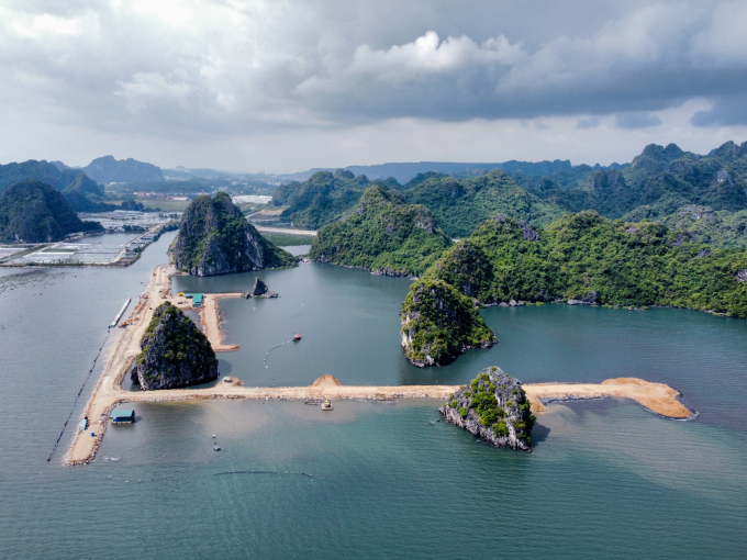 Hiện trạng Dự án khu đô thị 10B ở phường Quang Hanh trước khi bị dừng thi công. Ảnh: Lê Tân