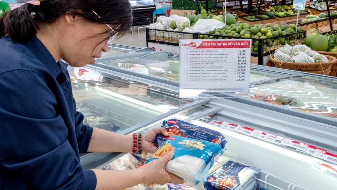 Các sản phẩm COFIDEC FOODS được bán tại hệ thống bán lẻ SATRA. Ảnh: SATRA