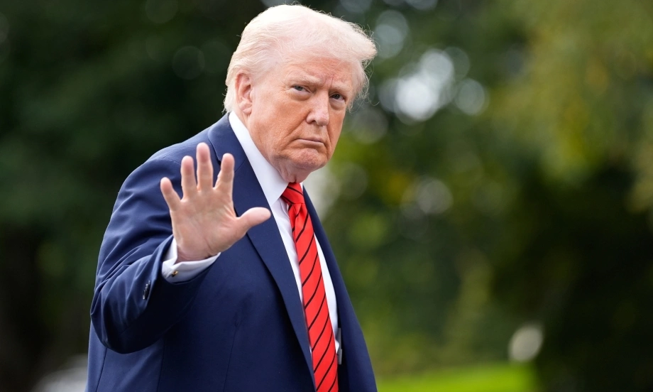 Ông Trump muốn siết xuất khẩu sản phẩm dùng phần mềm Mỹ sang Trung Quốc -  Báo VnExpress Kinh doanh