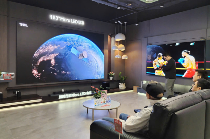 Mẫu TV Micro LED kích thước 163 inch sẽ ra mắt đầu năm 2026, là TV lớn nhất của TCL cho đến nay. Ảnh: Văn Hà
