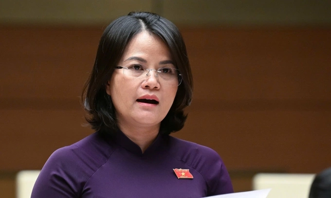 Đại biểu Nguyễn Hoàng Bảo Trân. Ảnh: Media Quốc hội