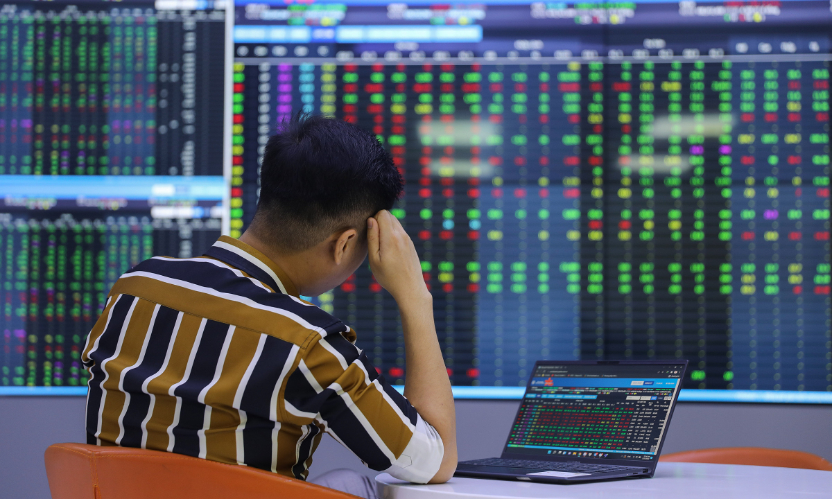 "Đừng đầu tư theo cách đày đọa bản thân"