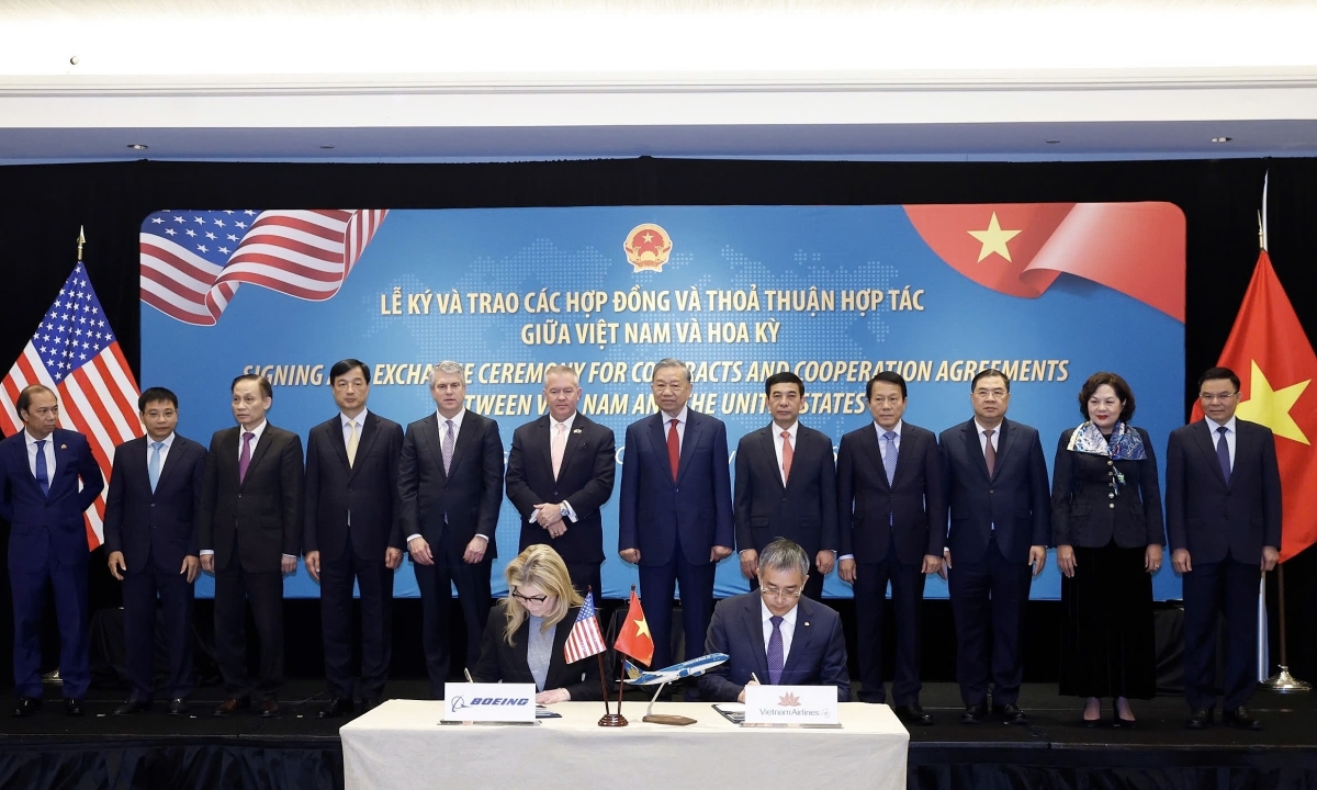 Hàng không Việt ký hợp đồng mua tàu bay Boeing hơn 30 tỷ USD