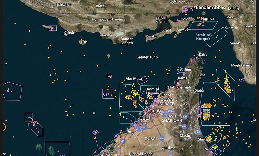 Vận tải toàn cầu gián đoạn vì hàng trăm tàu kẹt ở eo biển Hormuz - Báo VnExpress Kinh doanh